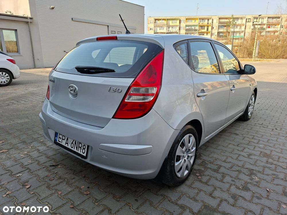 Hyundai i30 1.6 CRDi Classic + - 3