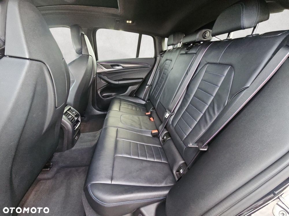 BMW X4 - 23