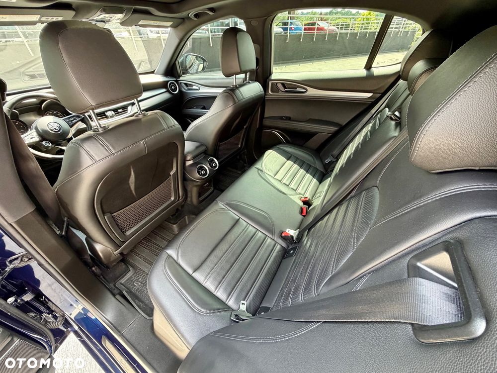 Alfa Romeo Stelvio 2.0 Turbo TI Q4 - 8