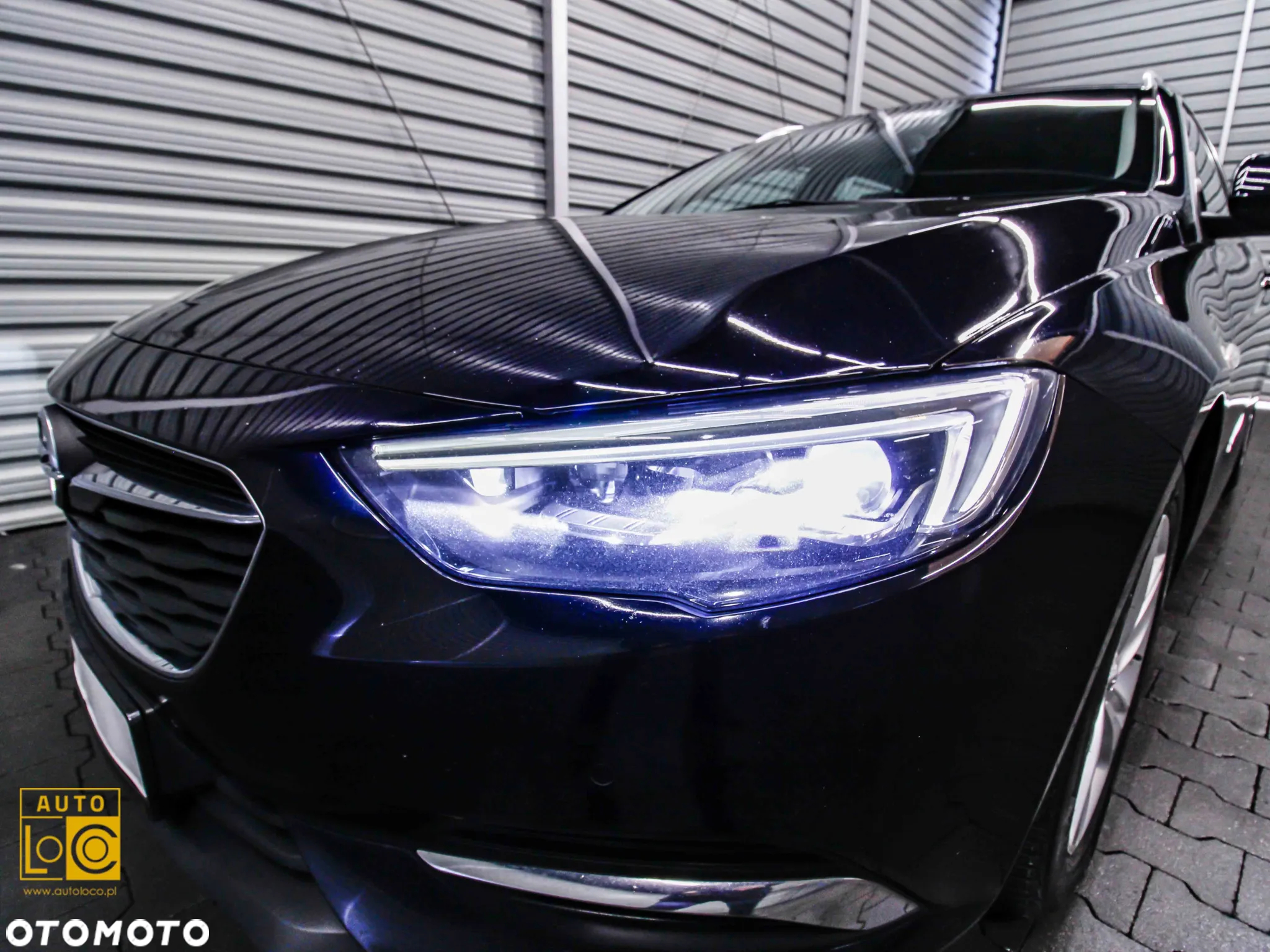 Opel Insignia 2.0 CDTI Cosmo S&S - 32