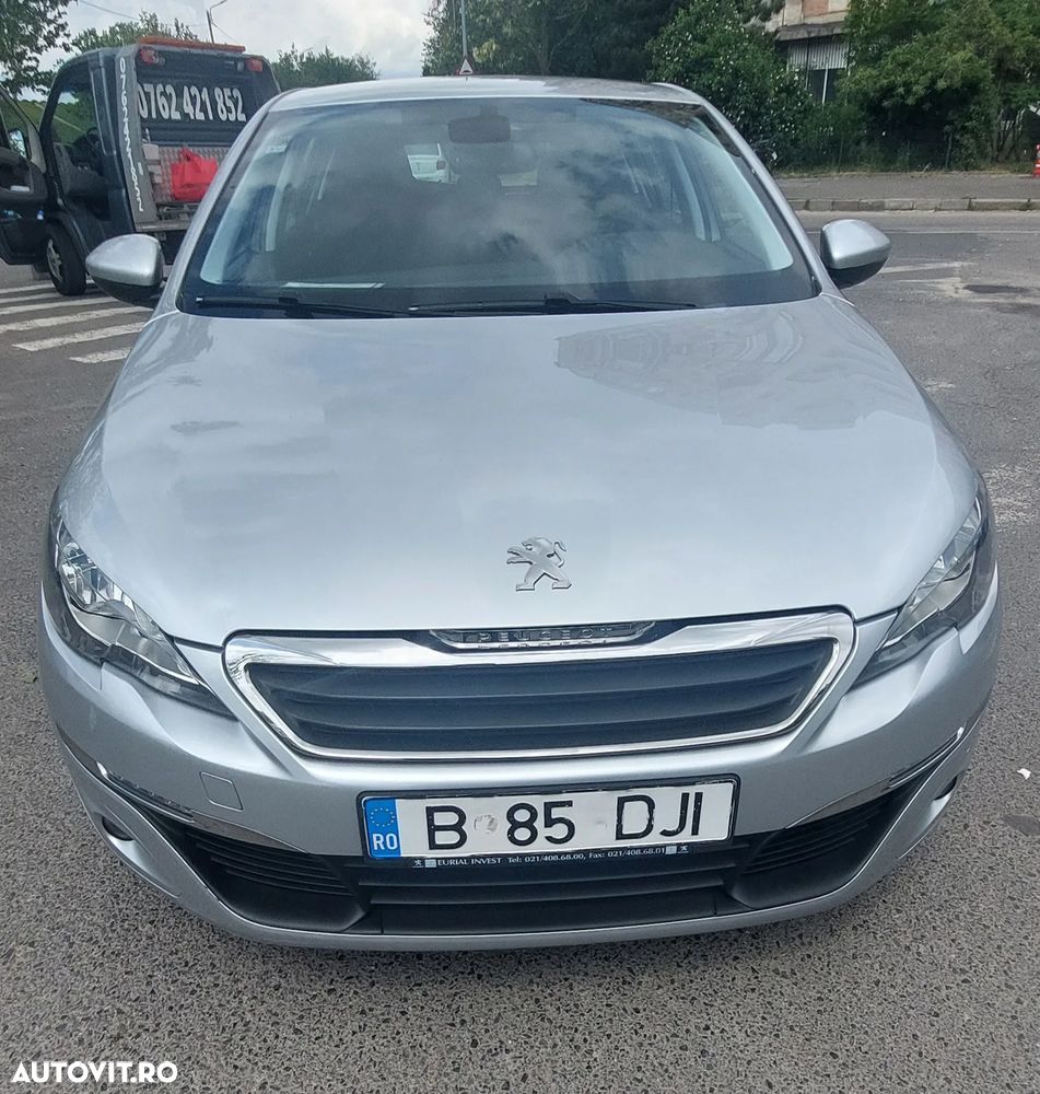 Peugeot 308 1.2 L PureTech Turbo Access - 2