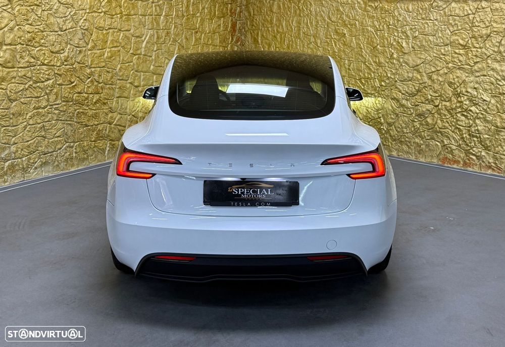 Tesla Model 3 Tração Traseira Premium - 23