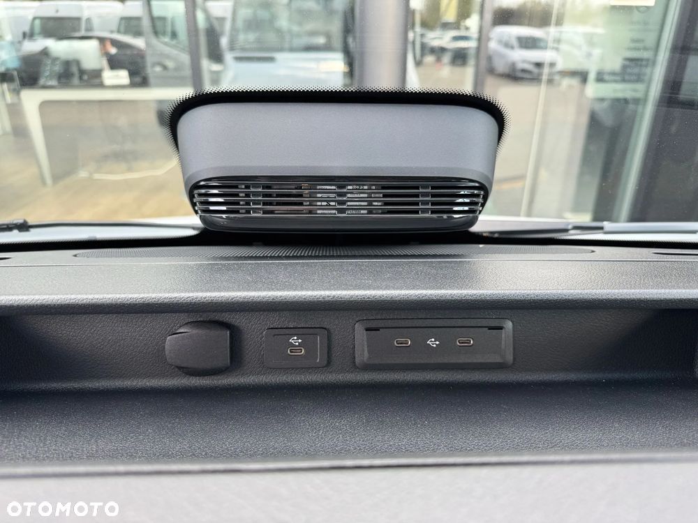 Mercedes-Benz Sprinter - 28