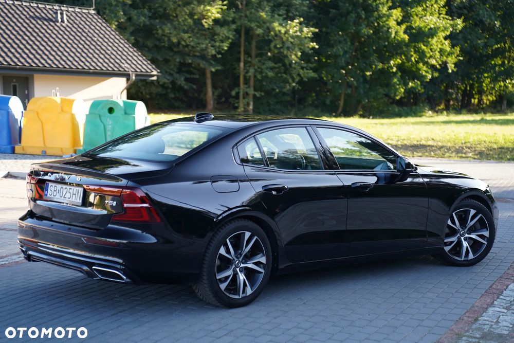 Volvo S60 T5 R-Design - 13