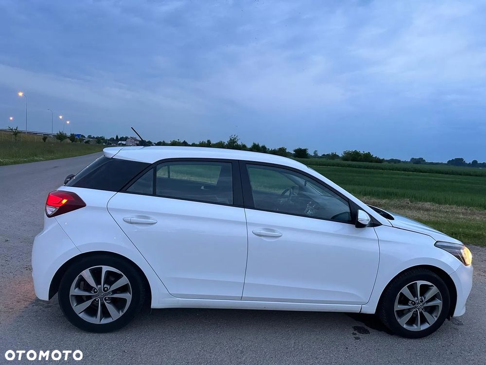 Hyundai i20 1.2 Comfort - 4