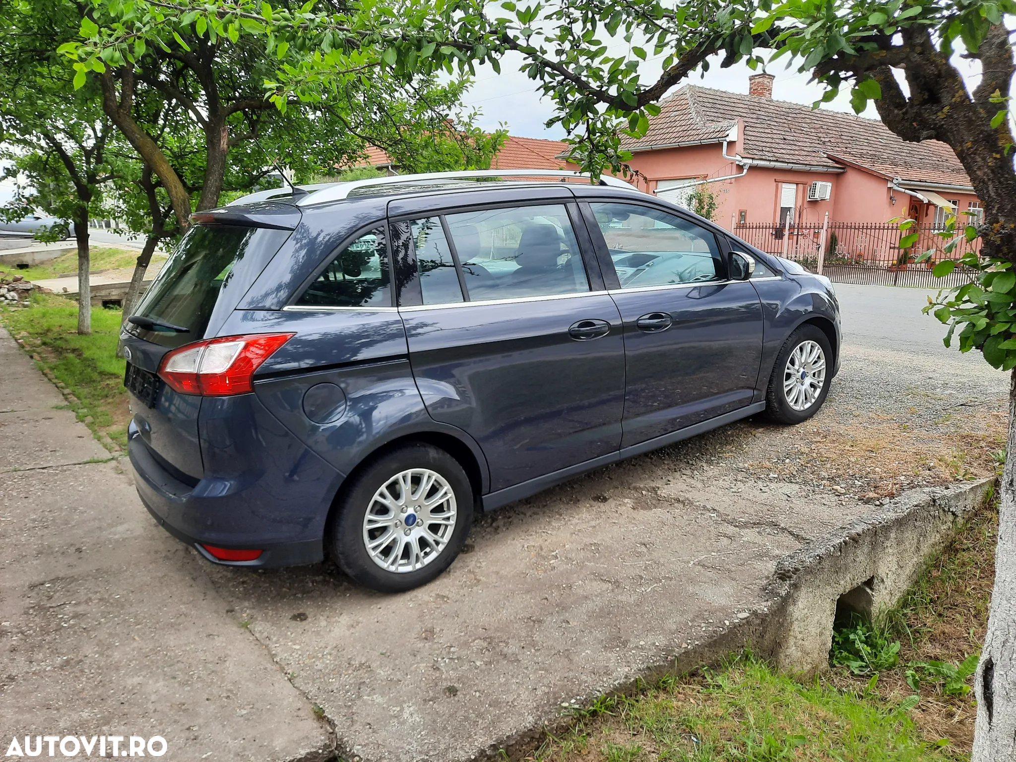 Ford Grand C-Max 1.6 TDCi Start-Stop-System Titanium - 2