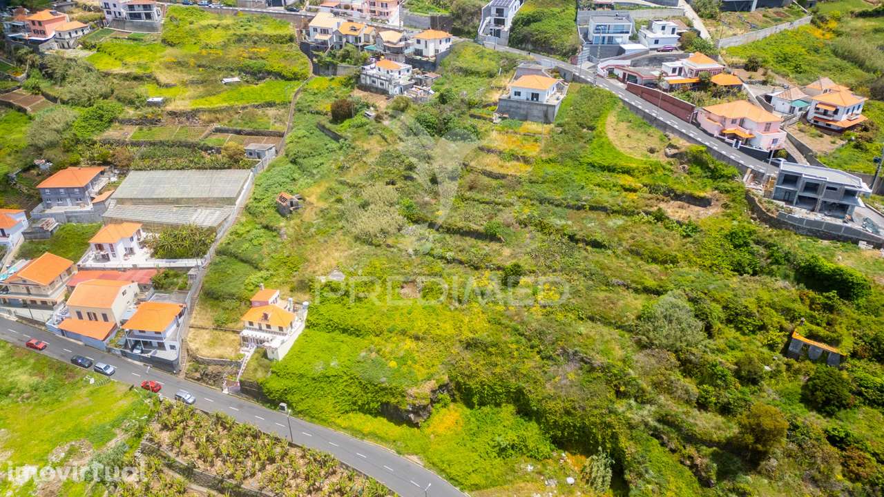 Terreno com Capacidade Construtiva em Ribeira Brava - Ilha da Madeira - Grande imagem: 3/21