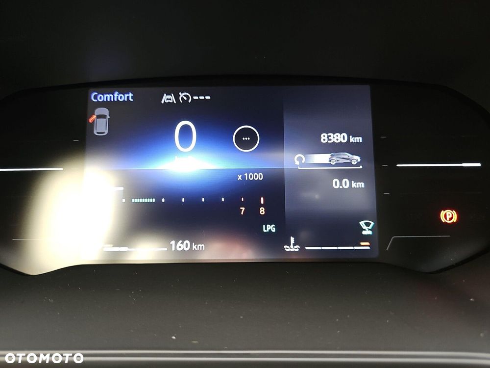 Renault Captur - 22