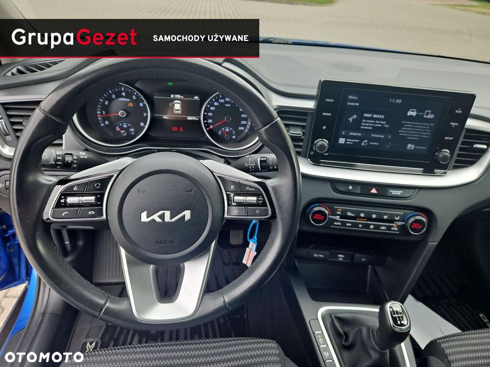 Kia XCeed 1.5 T-GDI M - 13