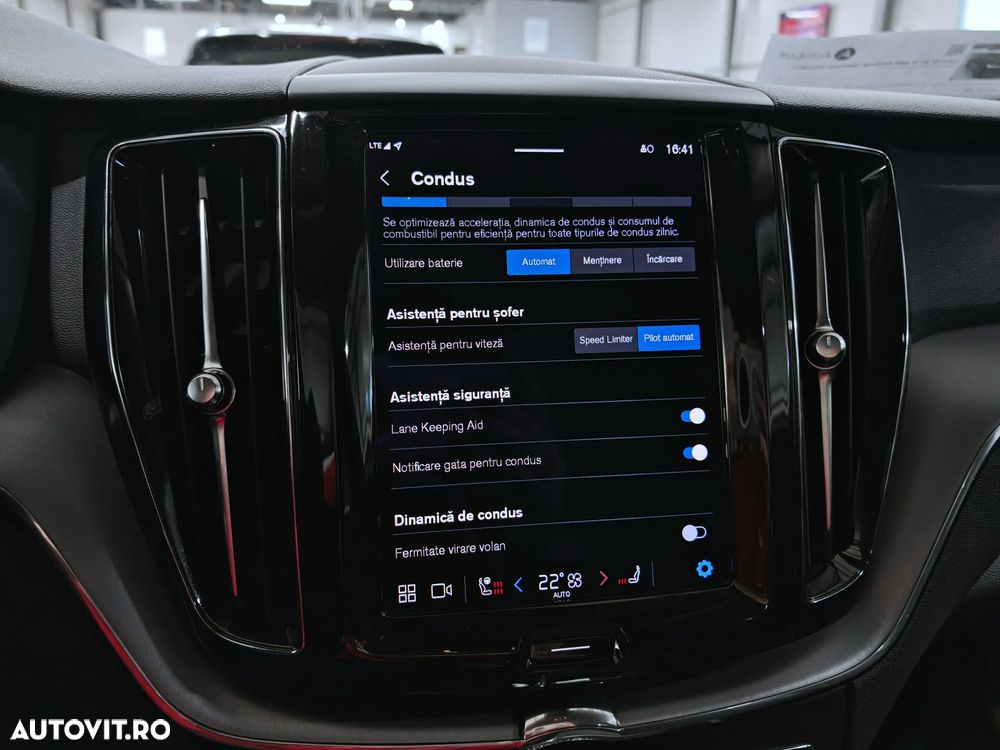 Volvo XC 60 T6 AWD Recharge Geartronic Inscription - 21