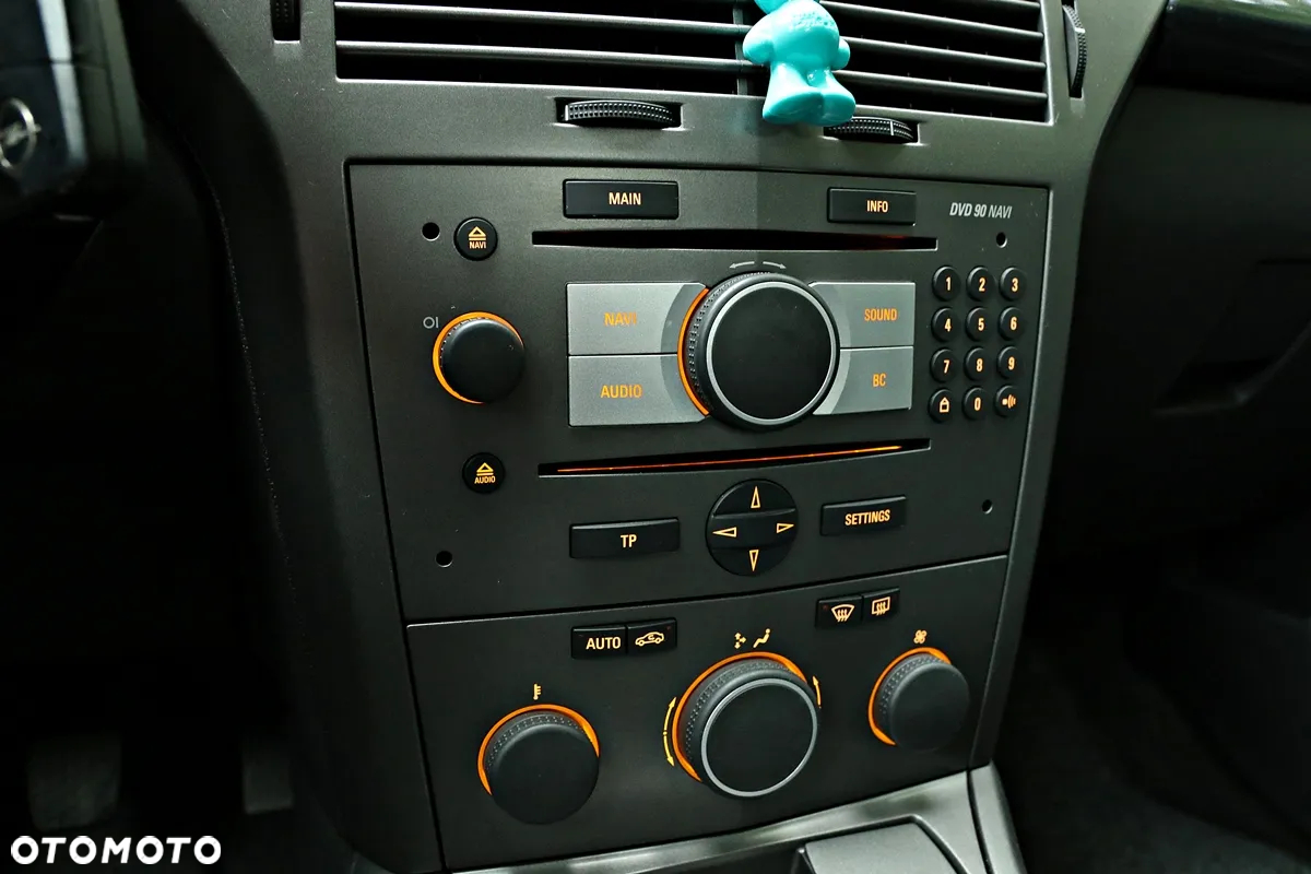 Opel Astra 2.0 Turbo Sport - 36