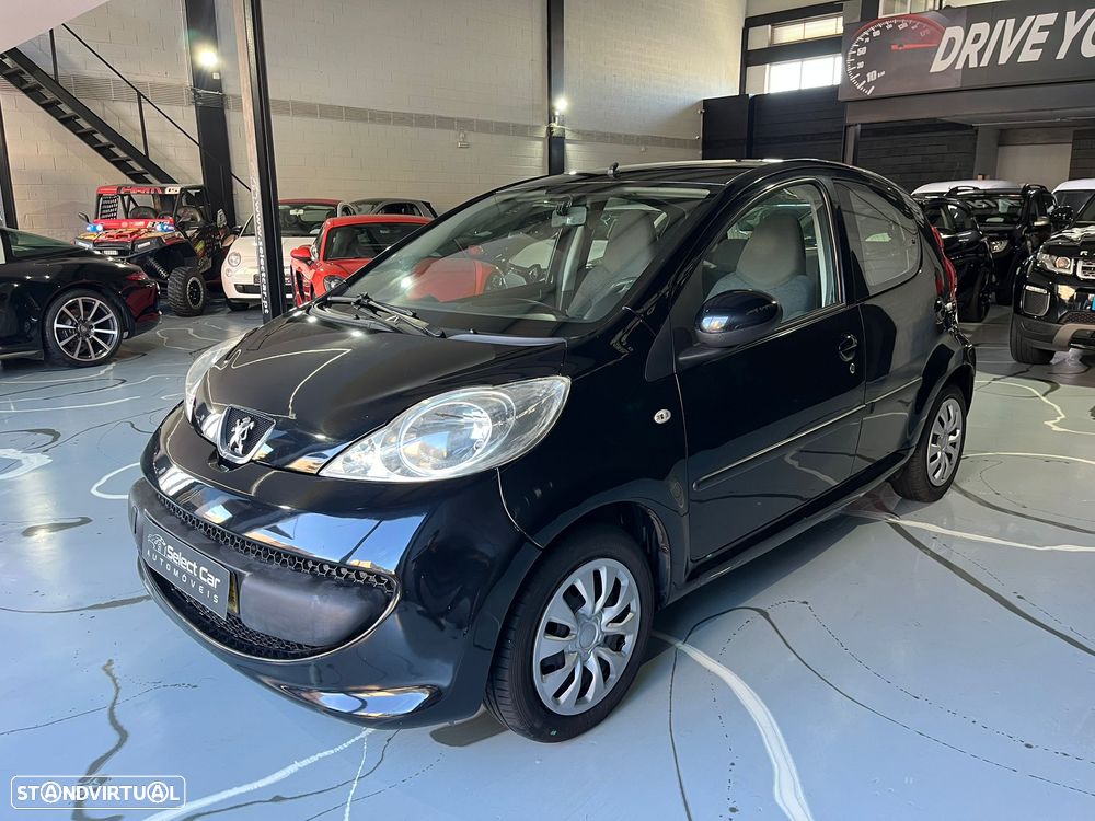 Peugeot 107 1.0 Urban - 2