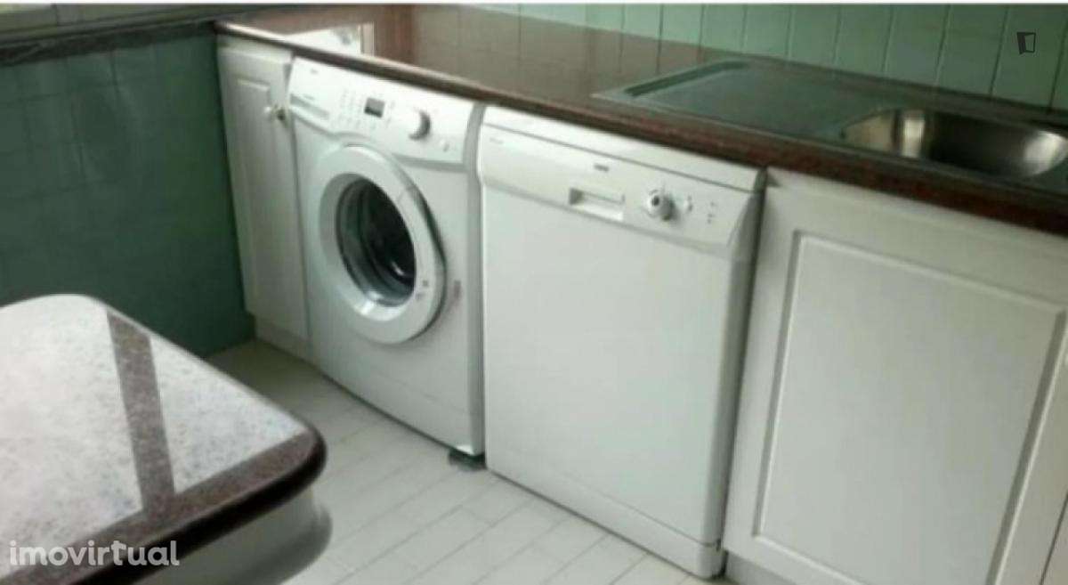 Quarto - localizado em Torres vedras - Grande imagem: 3/6