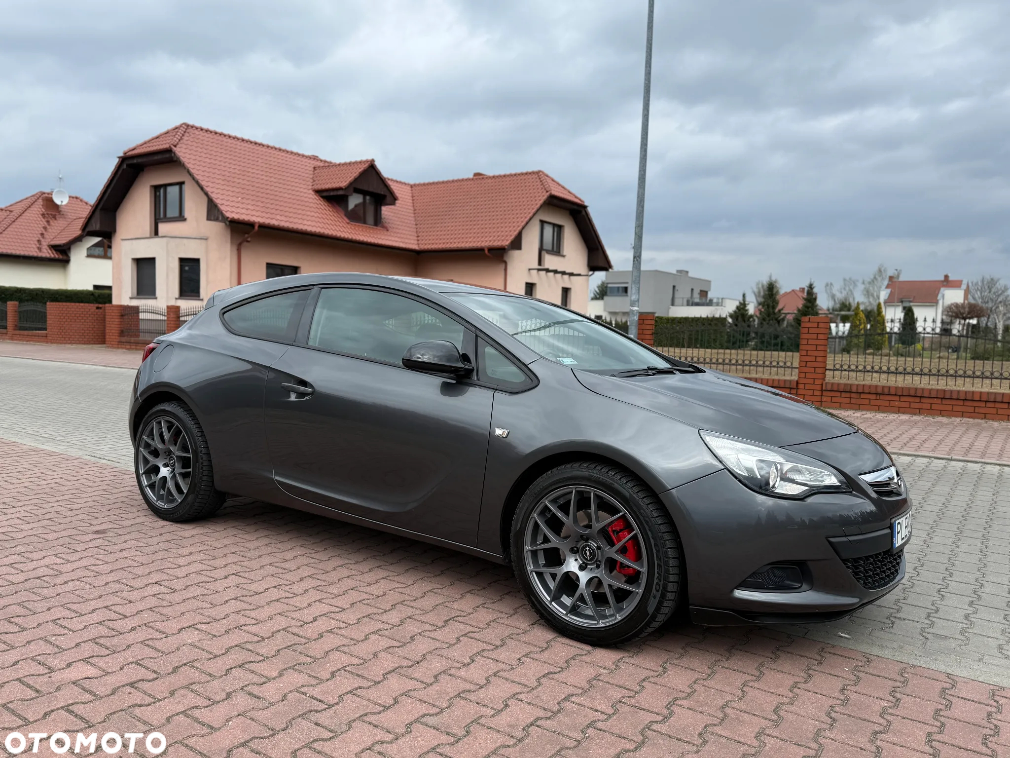 Opel Astra GTC 1.4 Turbo - 32