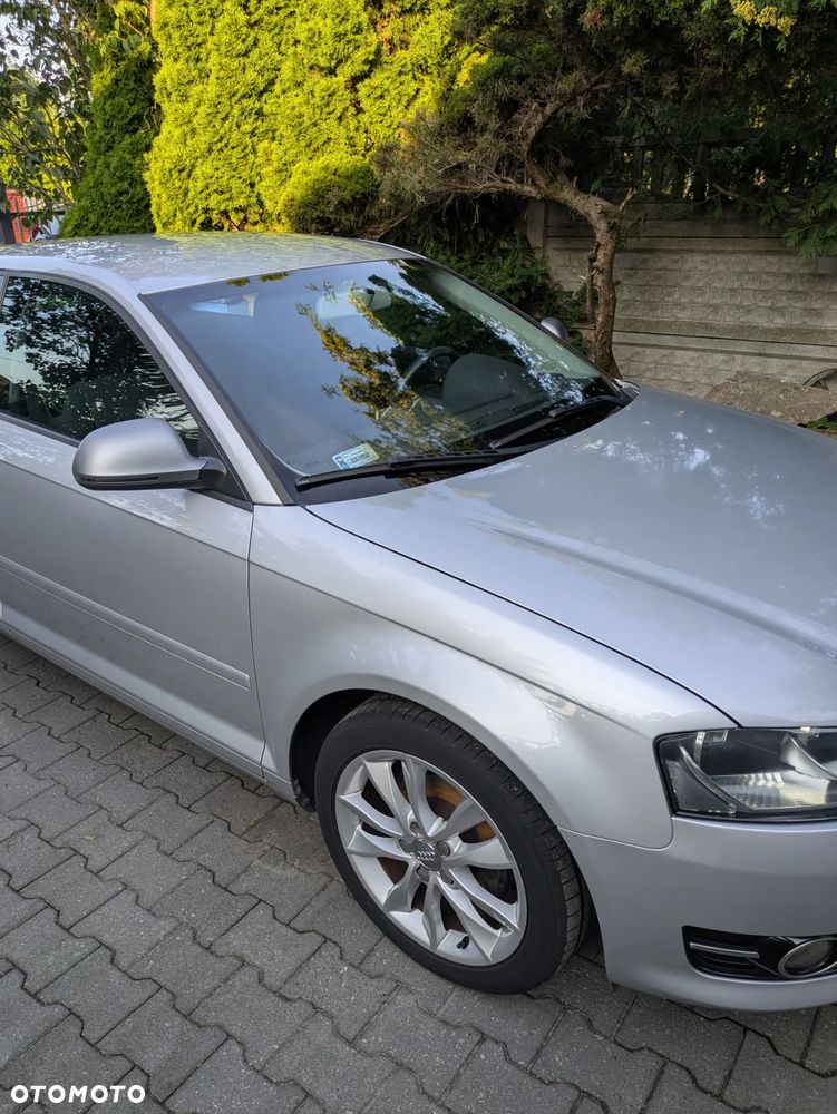 Audi A3 3-drzwiowe 1.6 Ambition - 9