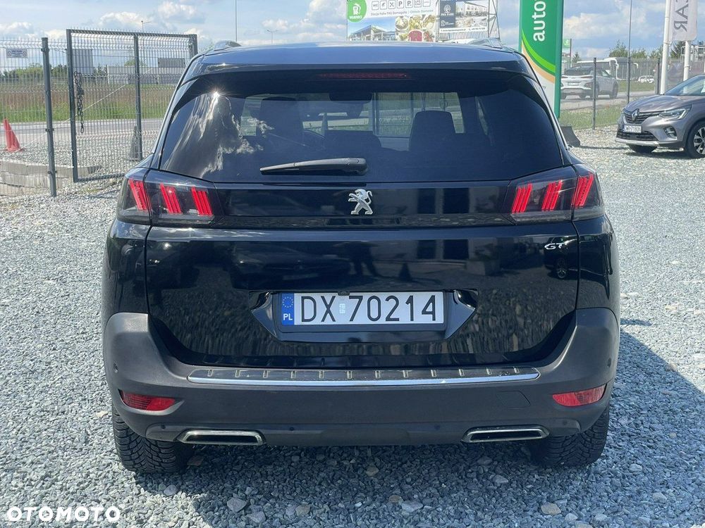 Peugeot 5008 - 8
