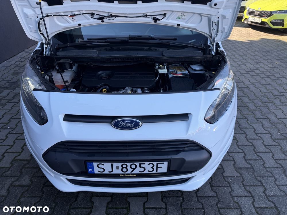 Ford Transit Connect - 28