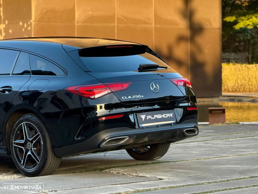 Mercedes-Benz CLA 250 e Shooting Brake AMG Line - 29