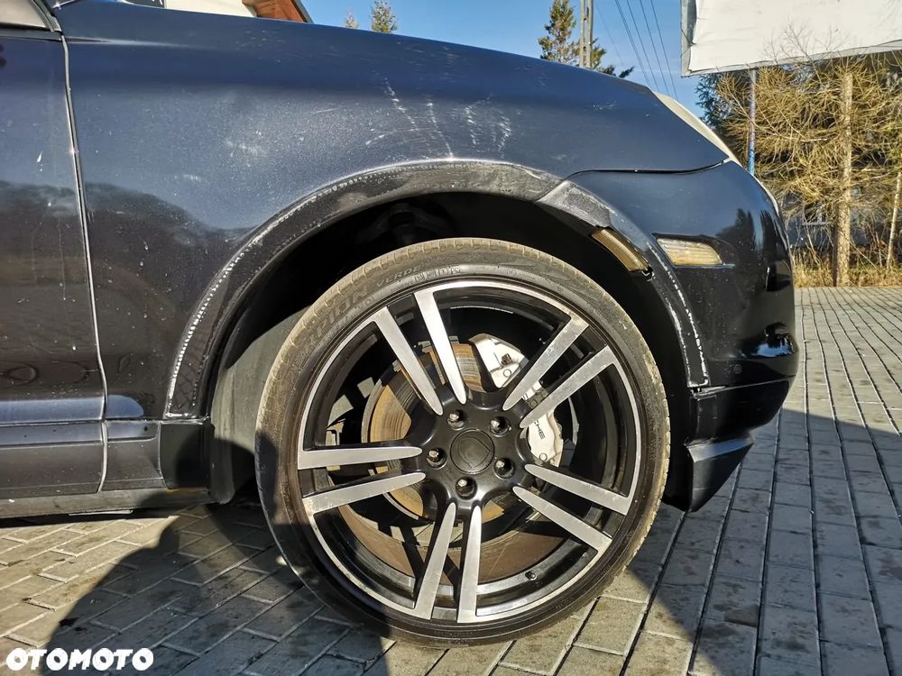 Porsche Cayenne - 15
