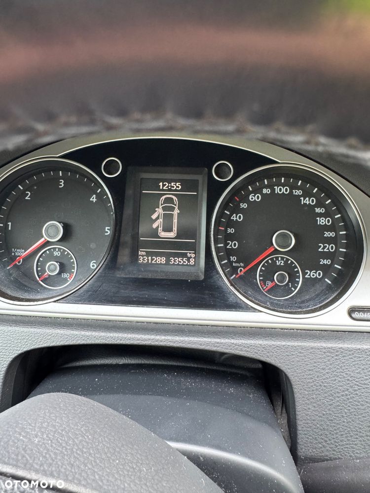 Volkswagen Passat 1.6 TDI DPF BlueMot Comfortline - 11
