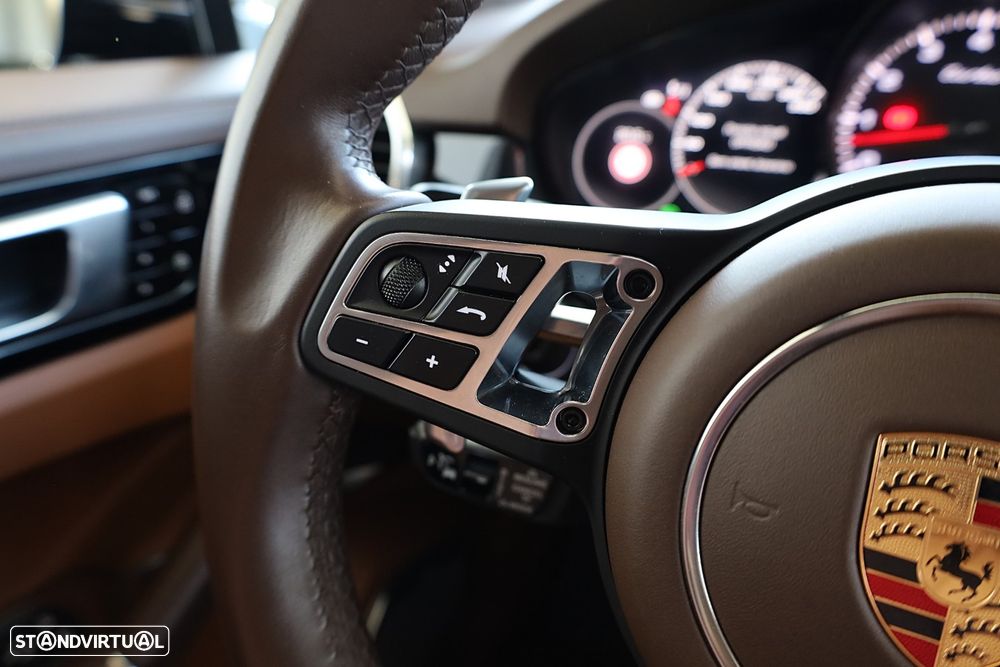 Porsche Cayenne Turbo - 28