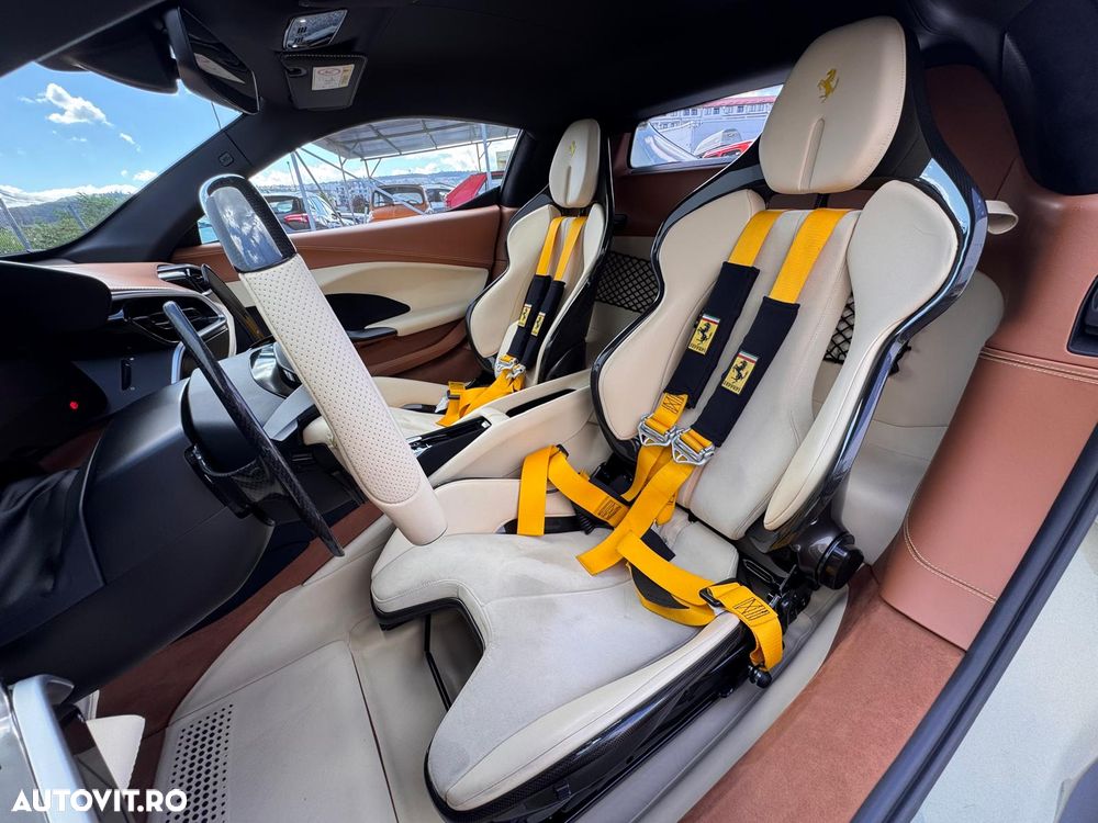 Ferrari 296 GTB - 28