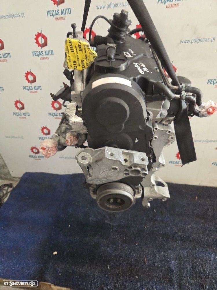 Motor Combustão Volkswagen Golf Iv (1J1) - 3
