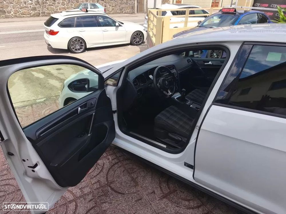 VW Golf 2.0 TDI GTD - 16