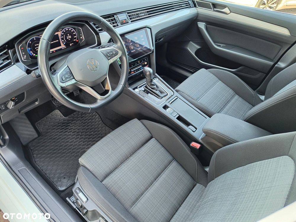Volkswagen Passat 2.0 TDI EVO Business DSG - 9