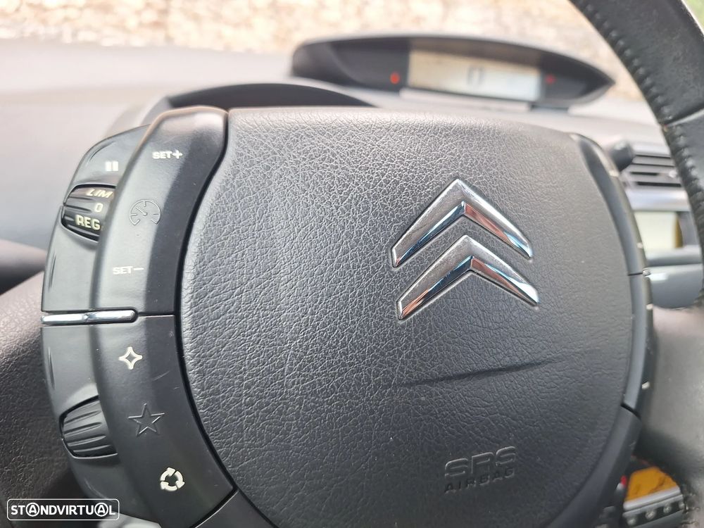 Citroën C4 1.6 HDi 110 SX Pack - 24