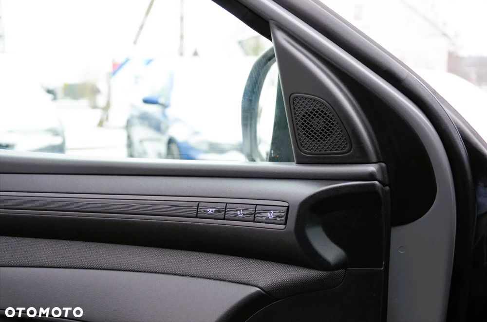 Hyundai Tucson 1.6 CRDi 48V-Hybrid 2WD DCT N Line - 23