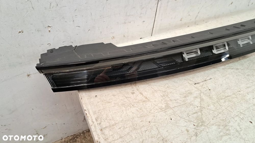 Porsche Taycan 9J1 blenda lampa tylnia tył EU - 2