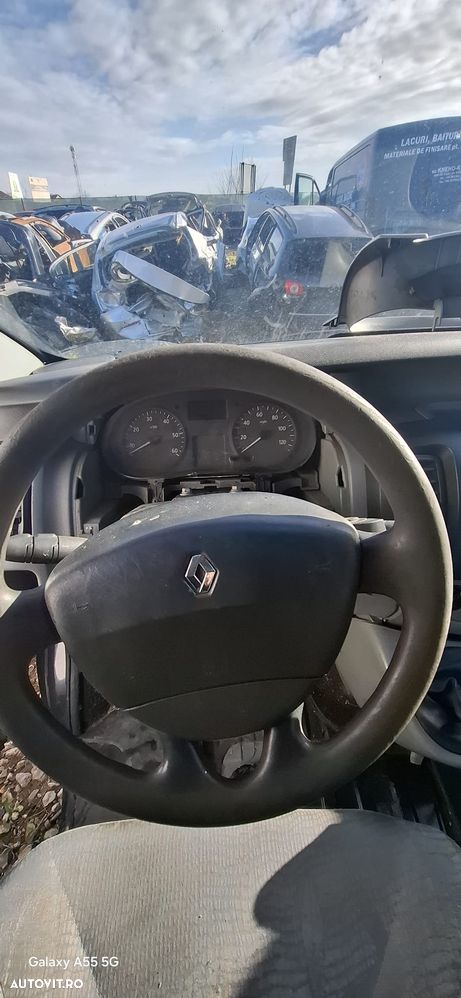 Dezmembrez Renaul Trafic Opel Vivaro - 10