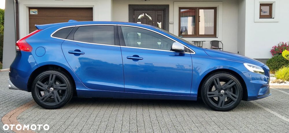 Volvo V40 D4 Geartronic RDesign - 3