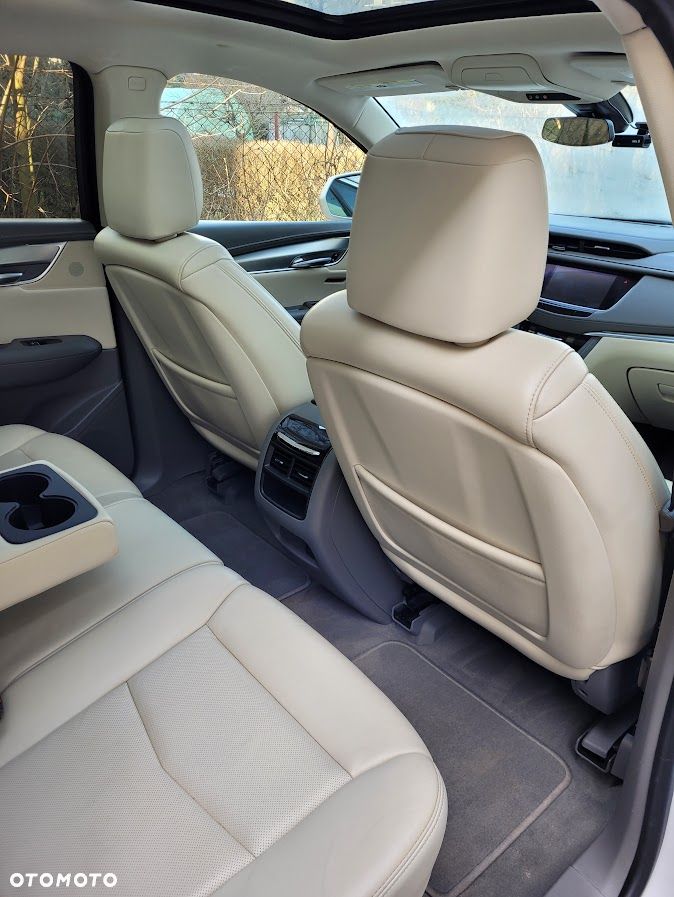 Cadillac XT5 - 3