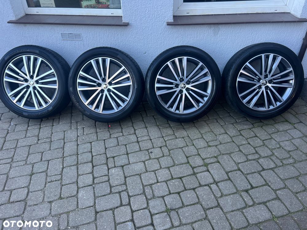 SKODA KODIAQ LIFT KOŁA FELGI KOMPLET 235/50R19 LATO JAK NOWE