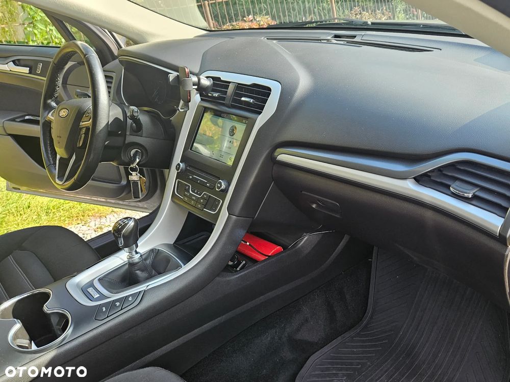Ford Mondeo 1.5 EcoBoost Trend - 24