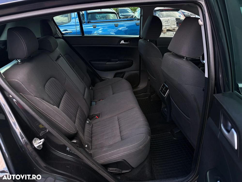 Kia Sportage 2.0 DSL MT 4x4 STYLE - 28