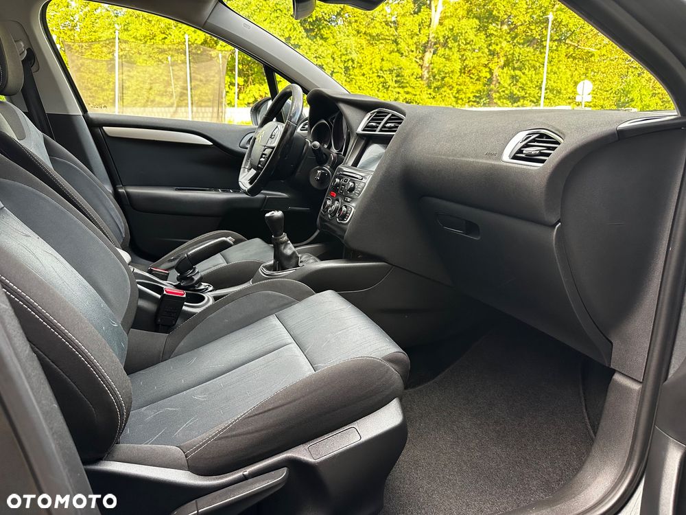 Citroën C4 1.6 HDi Attraction - 12