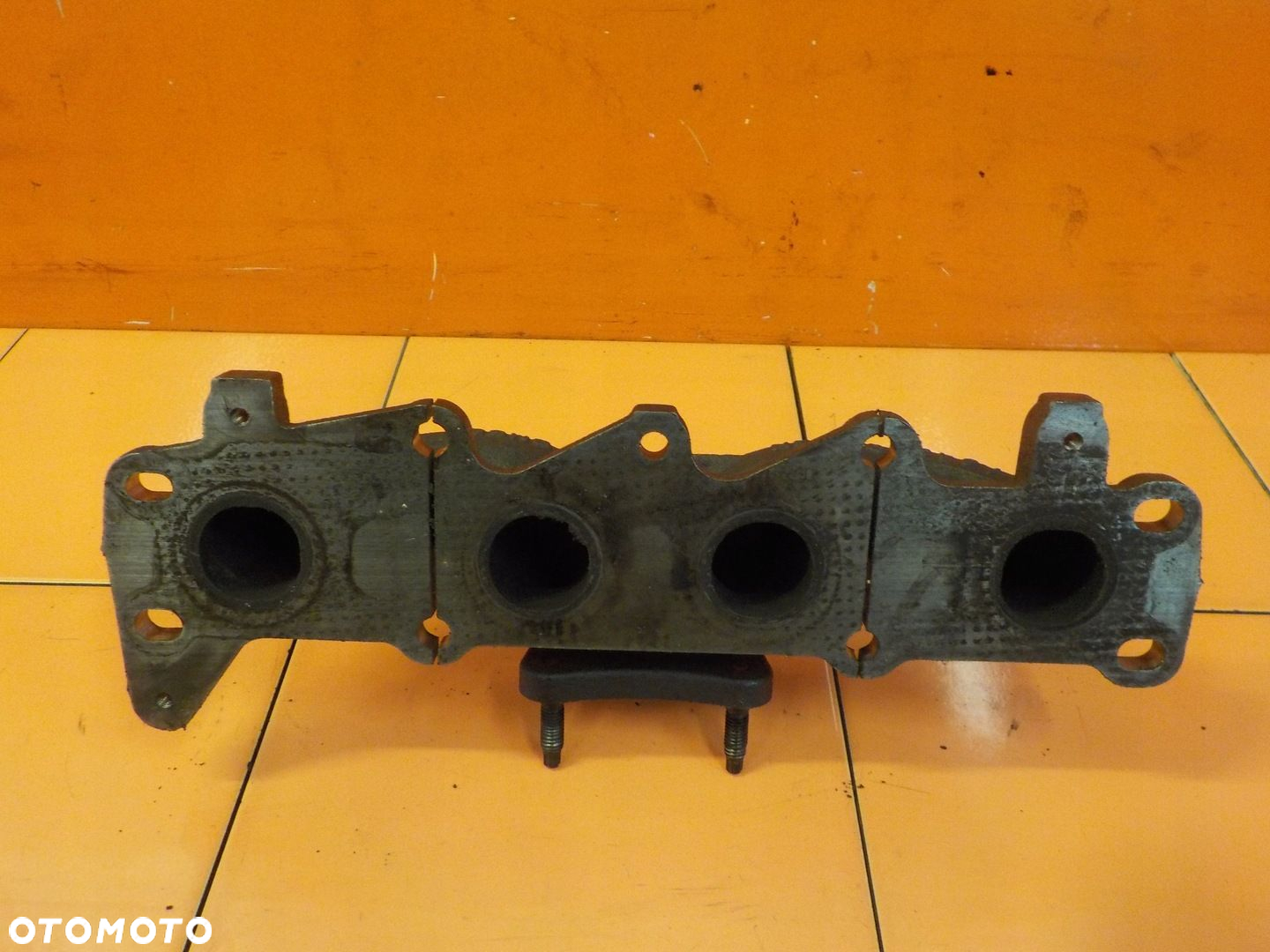 S60 V40 FOCUS 1.6 T3 ECOBOOST 13r B4164T kolektor wydechowy BM5G-9431-DB - 3