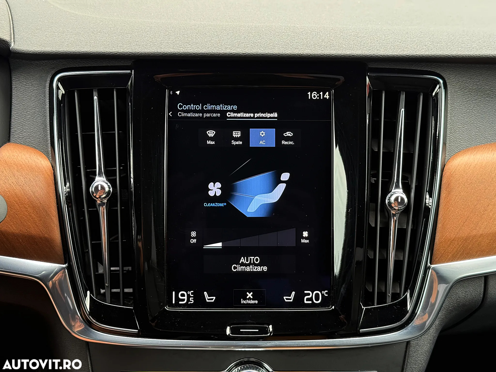 Volvo S90 D4 Geartronic Inscription - 29