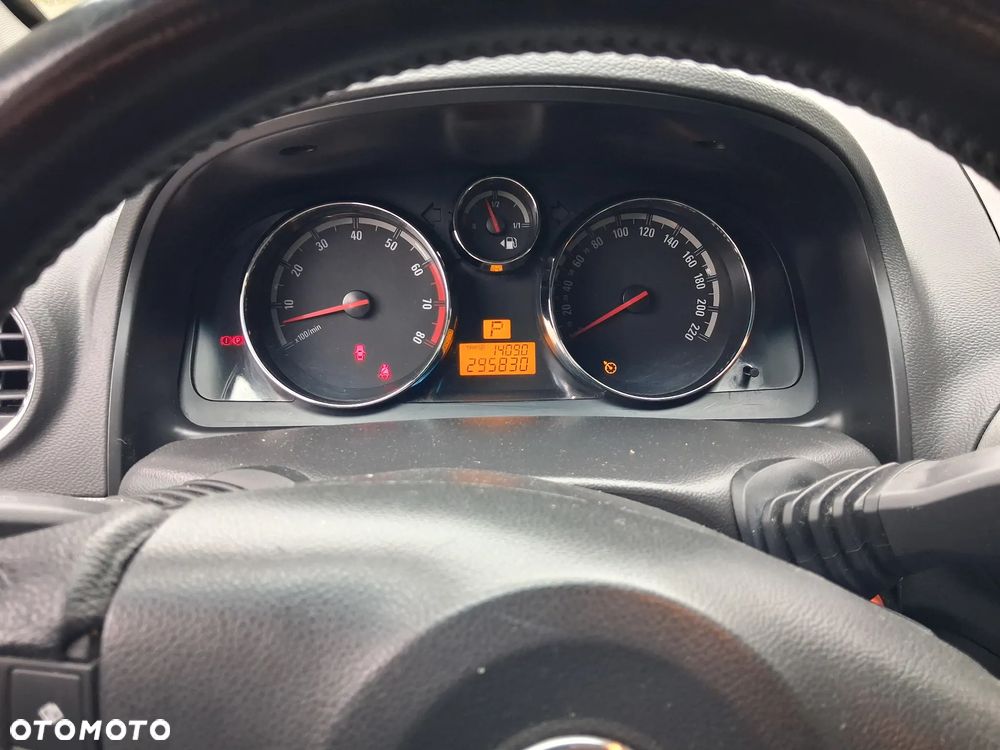 Opel Antara 3.2 V6 4x4 Cosmo - 11