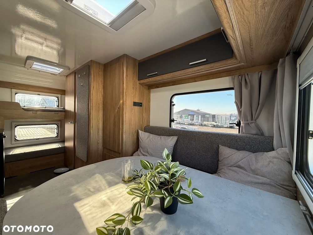 Niewiadów LAZUR przyczepa kempingowa NIEWIADÓWKA dla 4 osób z łazienką i WC 1000kg - 20