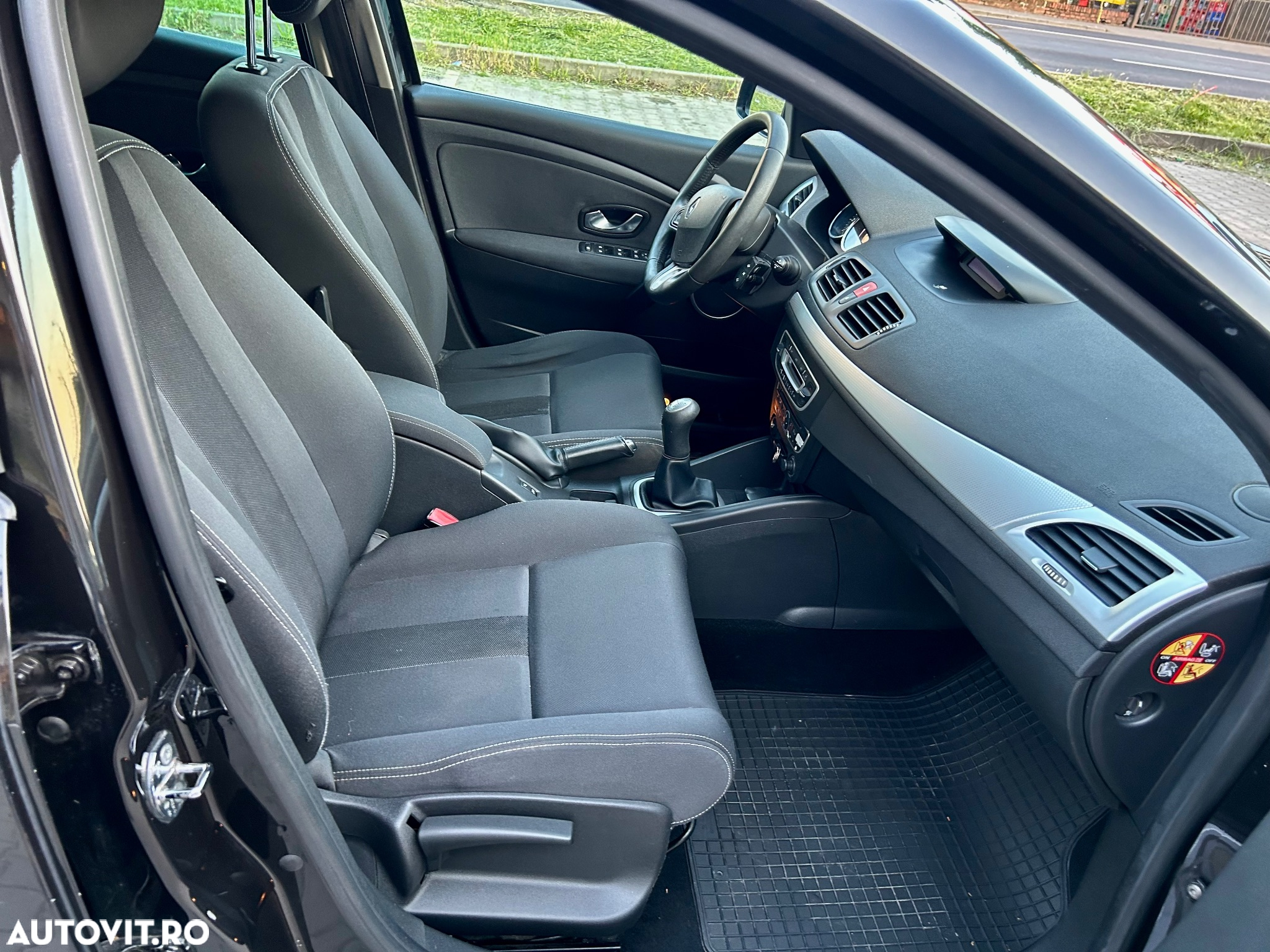 Renault Megane 1.5 dCi Confort Privilege - 8