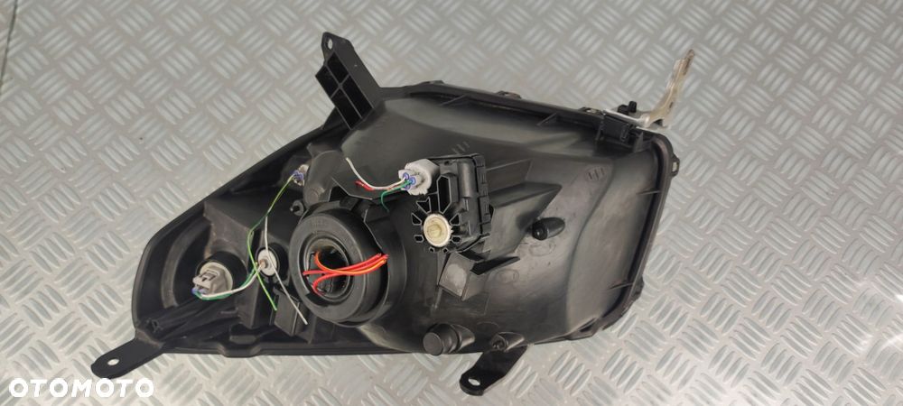 reflektor lampa prawa prawy przód przednia TOYOTA RAV-4 II 2 LIFT 03-05 EU - 8