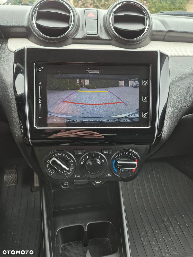 Suzuki Swift 1.2 SHVS Premium Plus - 19