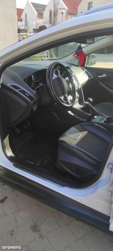 Ford Focus 1.0 EcoBoost STart-Stopp-System Titanium - 4