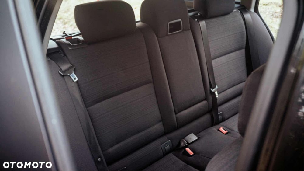 BMW Seria 5 520d - 12