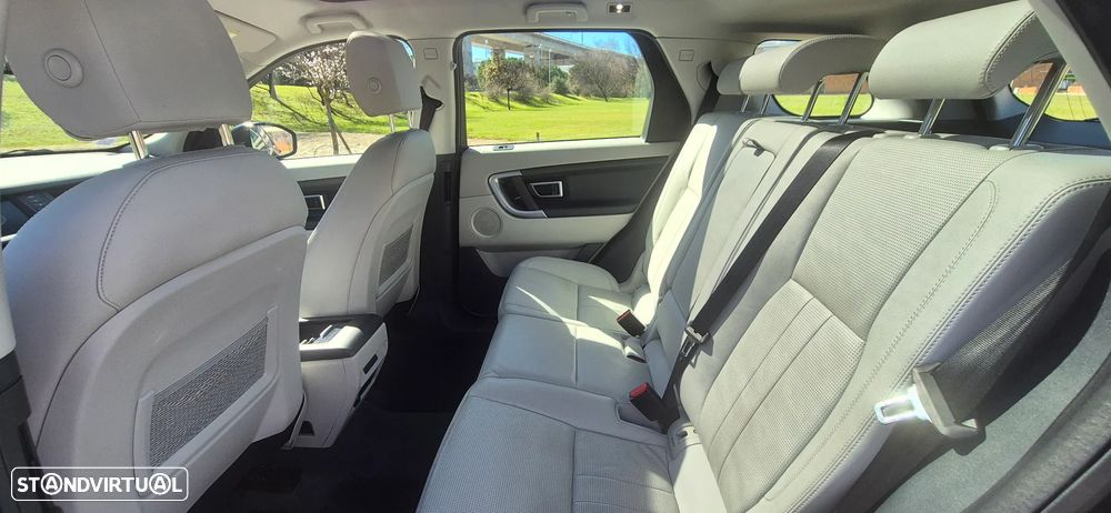 Land Rover Discovery Sport 2.0 eD4 HSE - 19