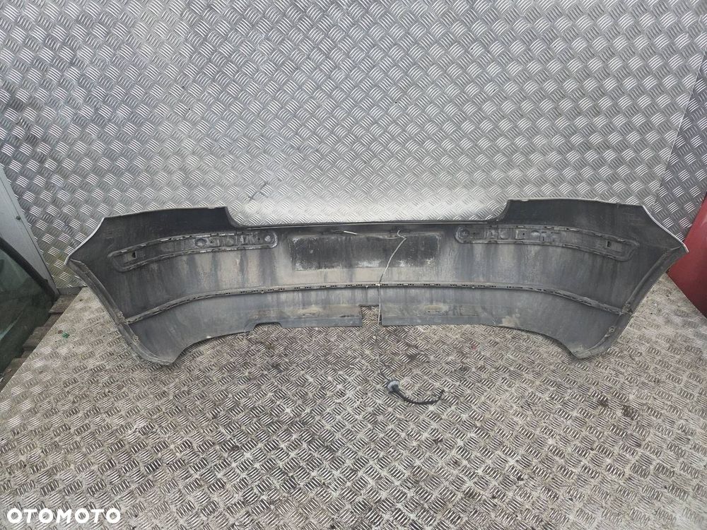 ZDERZAK TYLNY VOLKSWAGEN GOLF 4 - 4